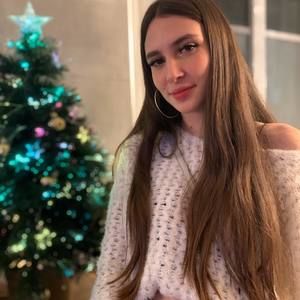 Meet your Posher, Lily rose